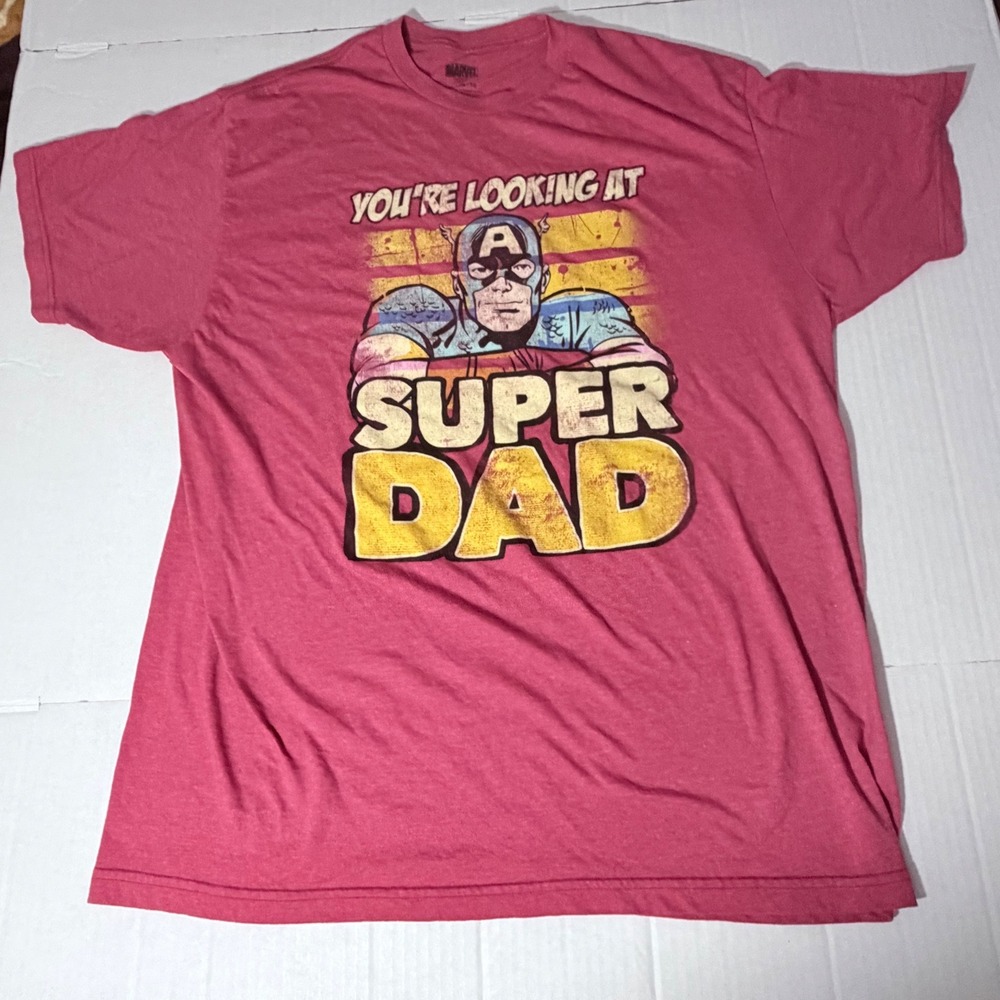 Marvel Captain America Super Dad Graphic T-Shirt Mens XL Red Short Sleeve